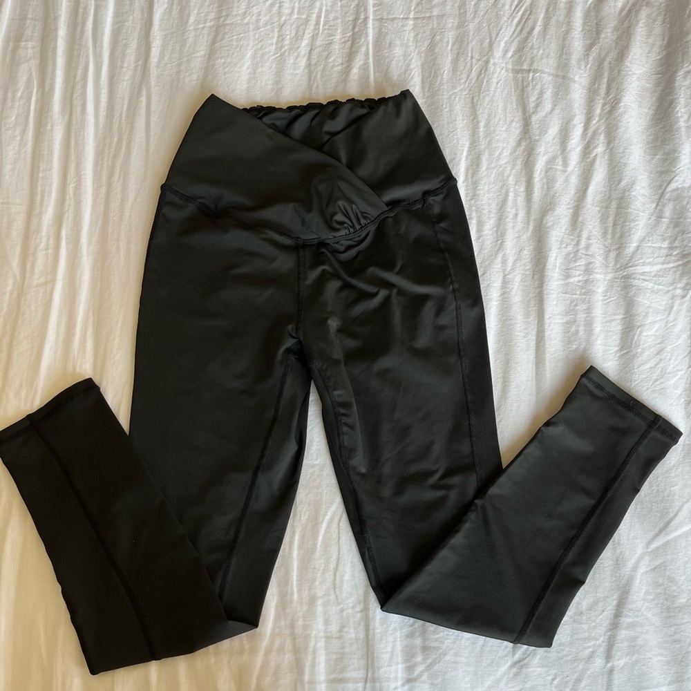 Maternity leggings with scrunch band